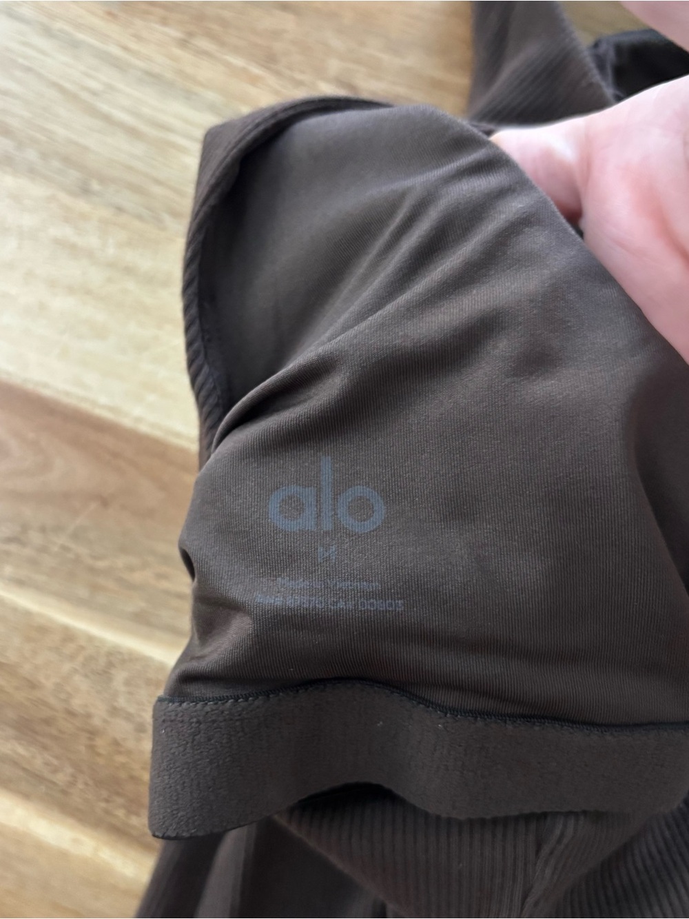 ALO Yoga Ribbed Tank - Picture 6 of 6